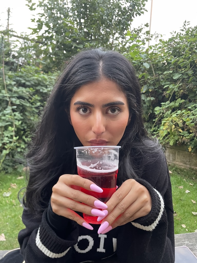 EE2FF532-98D6-47DA-8356-5EE727E117C4_1_105_c EE2FF532-98D6-47DA-8356-5EE727E117C4_1_105_c